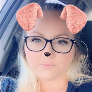 Meet your Posher, Justina